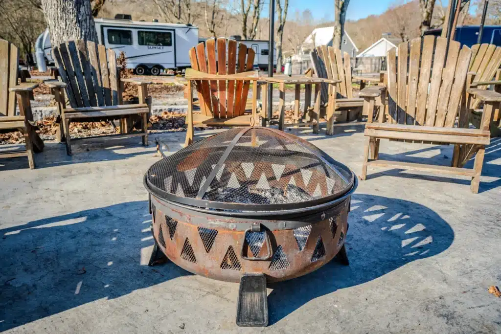 campgrounds near carthage tn